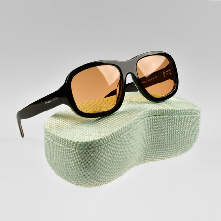 [Translate to 中文:] 